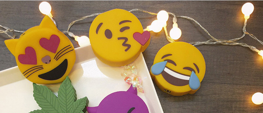 creative cartoon power bank gifts