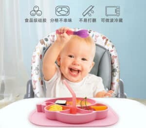 Whales design silicone plates for baby